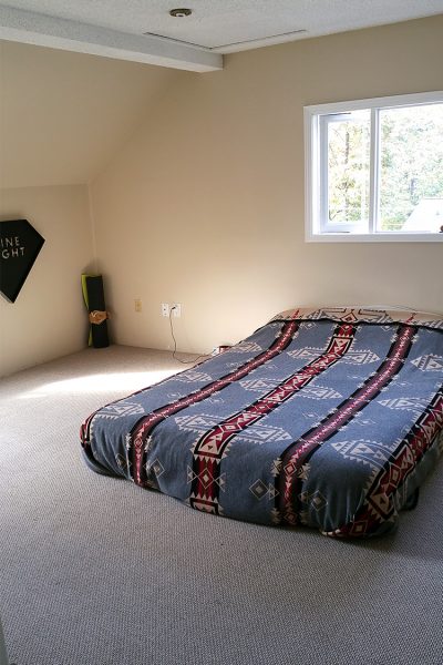 Budget but Beautiful before photo. A $300 bedroom makeover on a budget.